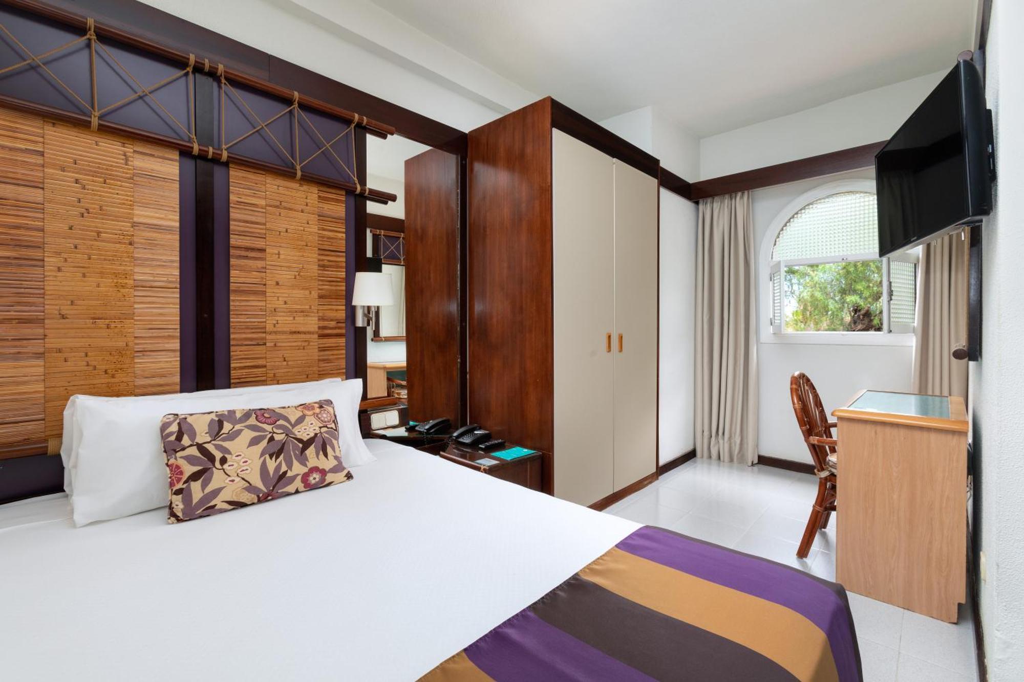 ปาร์เก ซานอันโตนิโอ Hotel ปูแอร์โตเดลาครูซ ภายนอก รูปภาพ