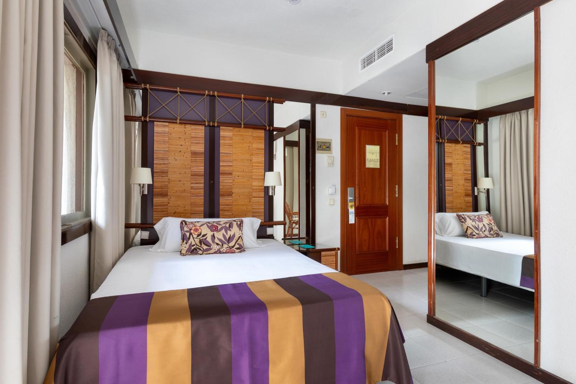 ปาร์เก ซานอันโตนิโอ Hotel ปูแอร์โตเดลาครูซ ภายนอก รูปภาพ